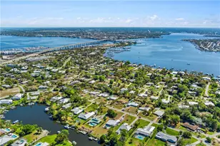 803 NW Spruce Ridge Dr, Stuart, FL 34994 - Photo 56