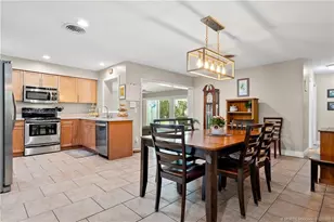 803 NW Spruce Ridge Dr, Stuart, FL 34994 - Photo 4