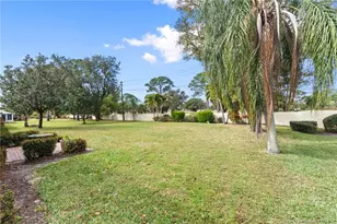 1828 SE Coronado Ln, Stuart, FL 34996 - Photo 38