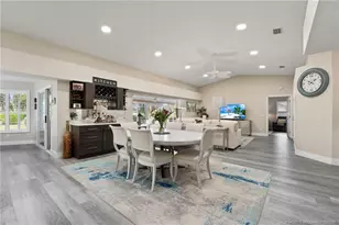 1828 SE Coronado Ln, Stuart, FL 34996 - Photo 10