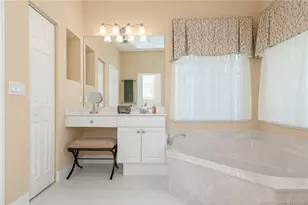 1445 SE Kentallon Ln, Port Saint Lucie, FL 34952 - Photo 18