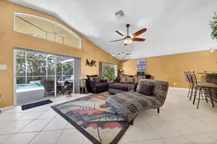 1106 SE Westminster Pl, Stuart, FL 34997 - Photo 14