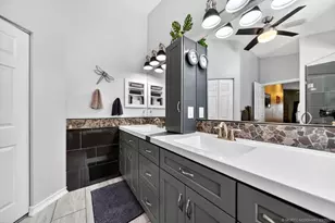 1106 SE Westminster Pl, Stuart, FL 34997 - Photo 20