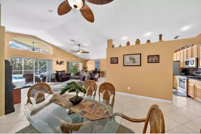 1106 SE Westminster Place, Stuart, FL 34997 - Photo 12