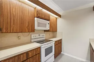 2930 SW Sunset Trace Cir, Palm City, FL 34990 - Photo 10