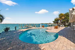 1811 Bayshore Dr, Fort Pierce, FL 34949 - Photo 40