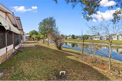 8205 Cinnamon Lane, Port Saint Lucie, FL 34952 - Photo 32