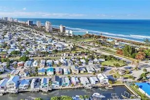 10851 S Ocean Dr, Jensen Beach, FL 34957 - Photo 34