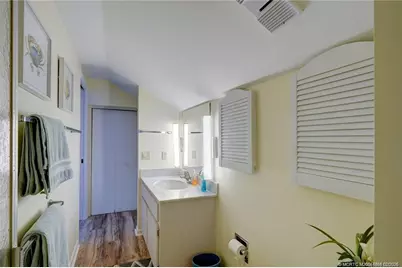 310 NE Golfview Circle #310, Stuart, FL 34996 - Photo 16