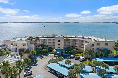 5800 NE Island Cove Way #2202, Stuart, FL 34996 - Photo 2