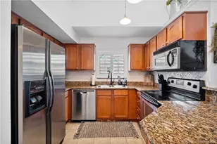 1653 SE Pomeroy St, Stuart, FL 34997 - Photo 8