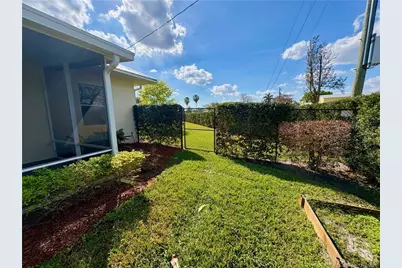 947 NW 13th Street, Stuart, FL 34994 - Photo 20