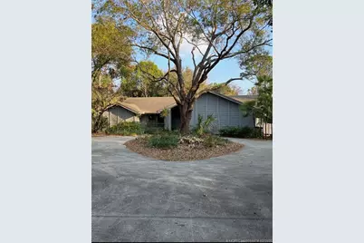 1900 SW Crane Creek Avenue, Palm City, FL 34990 - Photo 2