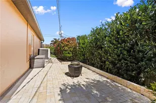 537 SW Laconic Ave SW, Port Saint Lucie, FL 34953 - Photo 44