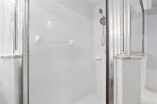 537 SW Laconic Ave SW, Port Saint Lucie, FL 34953 - Photo 20