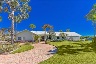 525 SW Perth Place, Palm City, FL 34990 - Photo 2