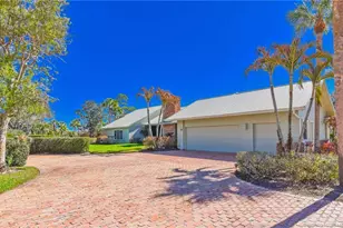 525 SW Perth Pl, Palm City, FL 34990 - Photo 18