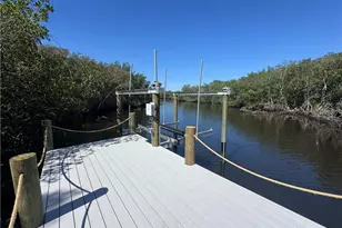 279 SE Via Bisento, Port Saint Lucie, FL 34952 - Photo 2