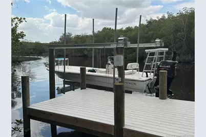 279 SE Via Bisento, Port Saint Lucie, FL 34952 - Photo 2