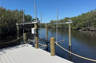 279 SE Via Bisento, Port Saint Lucie, FL 34952 - Photo 2