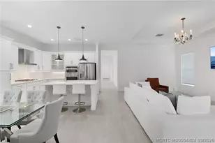 279 SE Via Bisento, Port Saint Lucie, FL 34952 - Photo 16