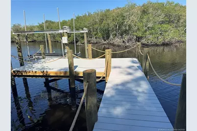 279 SE Via Bisento, Port Saint Lucie, FL 34952 - Photo 8