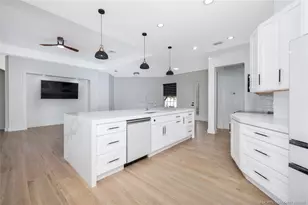 2504 SW Brookwood Ln, Palm City, FL 34990 - Photo 18