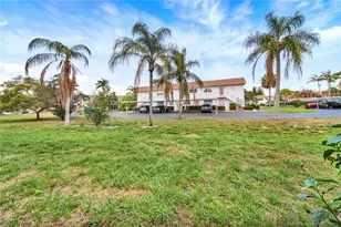 2950 SE Ocean Blvd, Stuart, FL 34996 - Photo 26