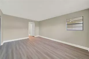 2950 SE Ocean Blvd, Stuart, FL 34996 - Photo 12