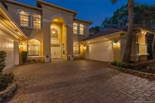 620 SW Squire Johns Ln, Palm City, FL 34990 - Photo 4