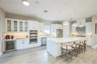 15111 Pescara Street, Naples, FL 34114 - Photo 10