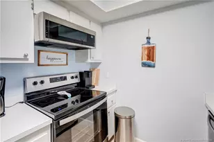 40 NE Plantation Rd, Stuart, FL 34996 - Photo 14