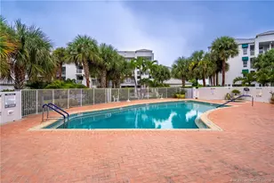 184 NE Edgewater Dr, Stuart, FL 34996 - Photo 4