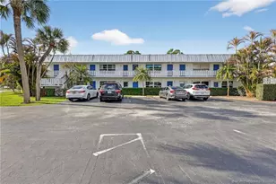 2929 SE Ocean Blvd, Stuart, FL 34996 - Photo 2