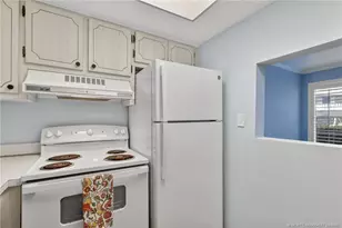 2929 SE Ocean Blvd, Stuart, FL 34996 - Photo 18