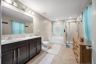 5140 NW Pine Trail Cir, Port Saint Lucie, FL 34983 - Photo 18