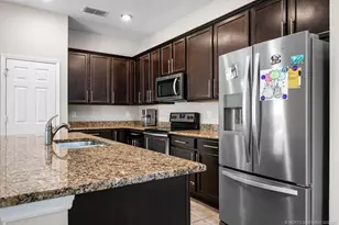 5140 NW Pine Trail Cir, Port Saint Lucie, FL 34983 - Photo 6