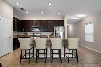 5140 NW Pine Trail Circle, Port Saint Lucie, FL 34983 - Photo 8