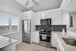 901 Seafarer Cir, Jupiter, FL 33477 - Photo 10