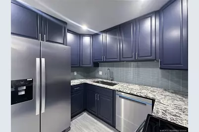 315 SE Norfolk Boulevard, Stuart, FL 34997 - Photo 4