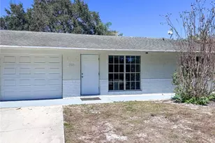 315 SE Norfolk Blvd, Stuart, FL 34997 - Photo 2