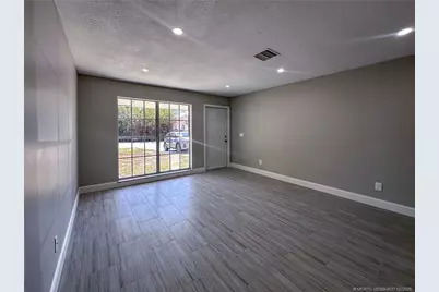 315 SE Norfolk Boulevard, Stuart, FL 34997 - Photo 6