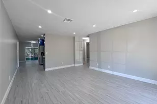 315 SE Norfolk Blvd, Stuart, FL 34997 - Photo 8