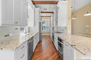 2318 SW Mayflower Dr, Palm City, FL 34990 - Photo 4