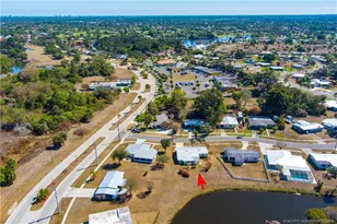 2814 SE Treasure Island Rd, Port Saint Lucie, FL 34952 - Photo 44