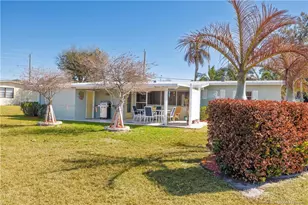 2814 SE Treasure Island Rd, Port Saint Lucie, FL 34952 - Photo 34