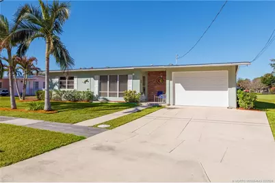 2814 SE Treasure Island Road, Port Saint Lucie, FL 34952 - Photo 4