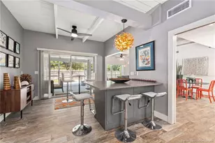 530 SW Manor Dr, Stuart, FL 34994 - Photo 16