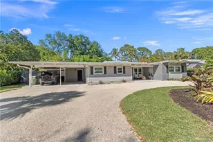 530 SW Manor Dr, Stuart, FL 34994 - Photo 4