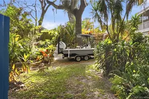 4276 SE Palmetto St, Stuart, FL 34997 - Photo 10